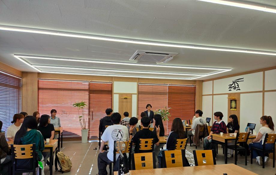 [사회복지학과] 1학기 학생회와의 간담회 진행