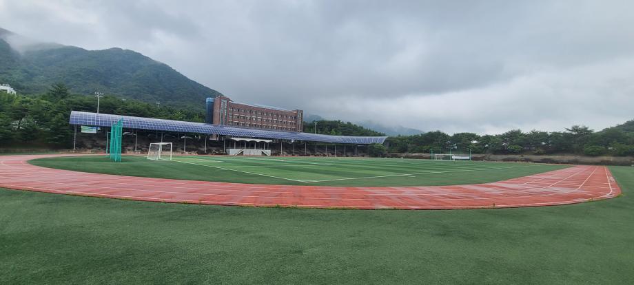 [세명대] 2025 1학기 여름방학_쓸쓸한 운동장 ㅠㅠ