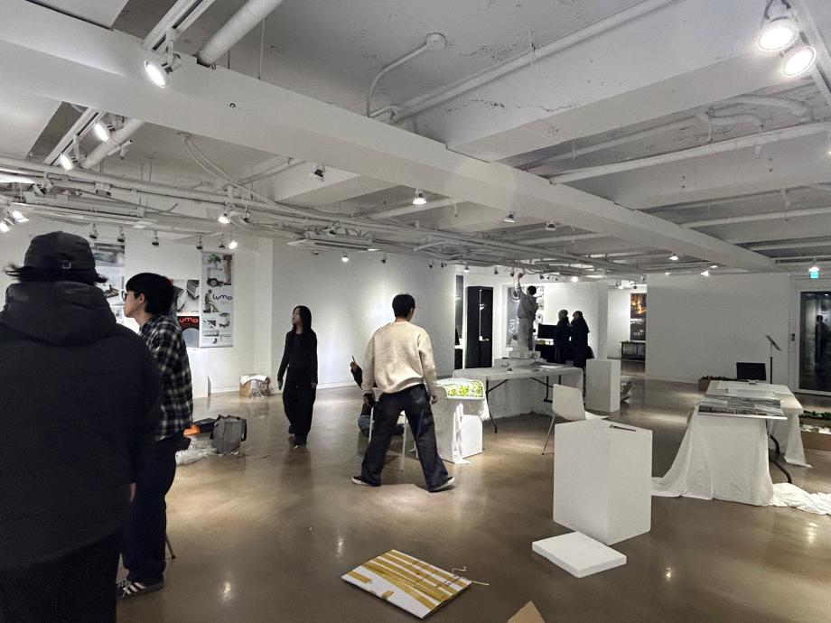 [졸업작품] 졸업작품전시회 전시실 Openning 준비현황